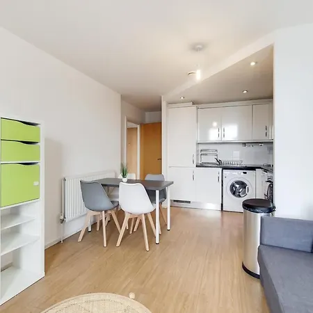 Free Parking - Two Bed Apartment By London Docklands Esterno foto